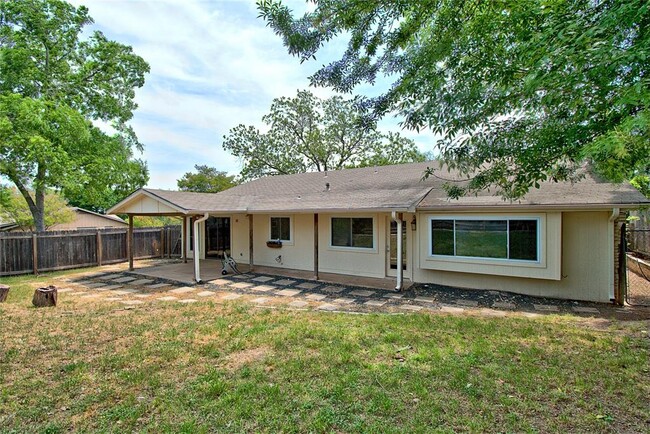 Building Photo - 8502 Danville Dr