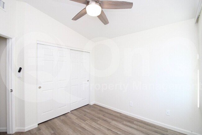 Building Photo - 14646 N 90th Dr
