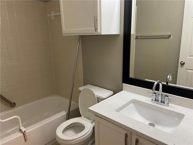 Building Photo - 1513 Big Bend Dr