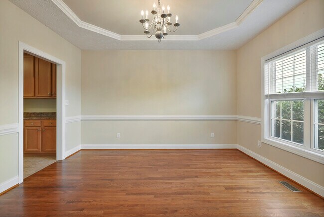 Building Photo - 2813 Franciscan Dr