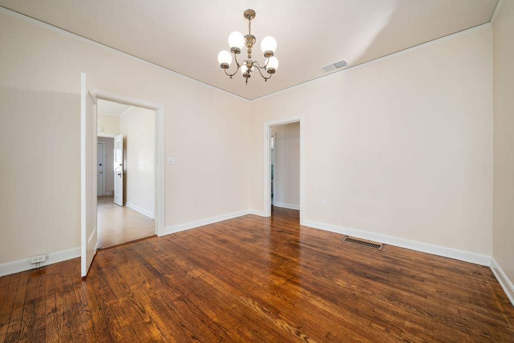 Spacious Dining room - 59 Chorro St