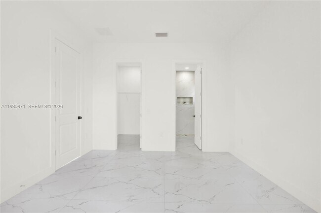 Building Photo - 66 Organ St