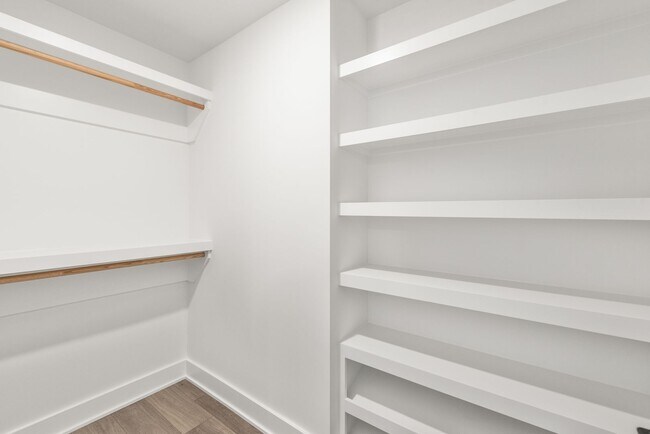 Building Photo - Bright & Modern New Construction Townhome