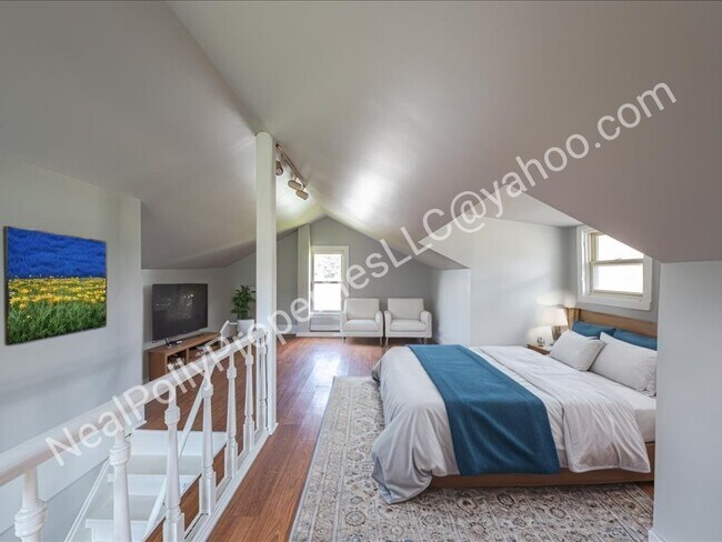 Building Photo - 1795 Kahn Avenue