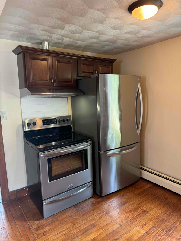 Primary Photo - 50 Pleasant St