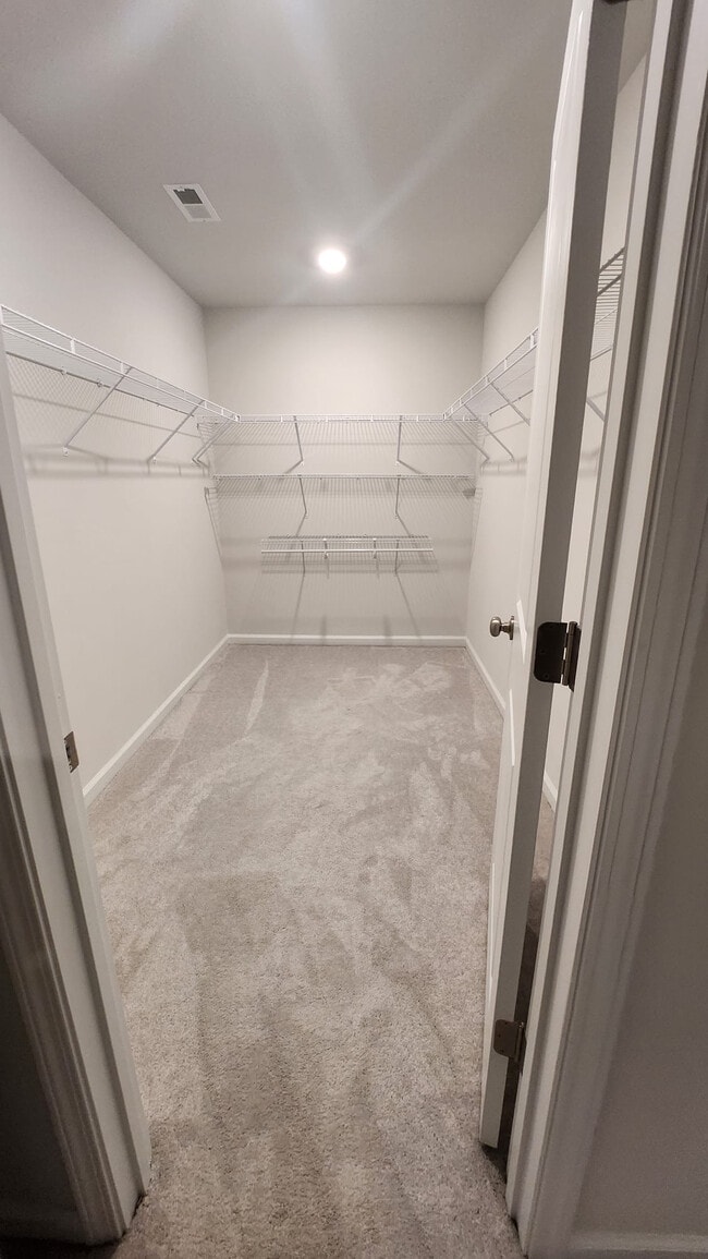 Building Photo - Room in Townhome on Mezzo Ln