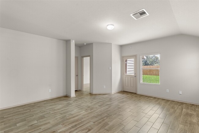 Building Photo - 2518 Montana Blue Dr