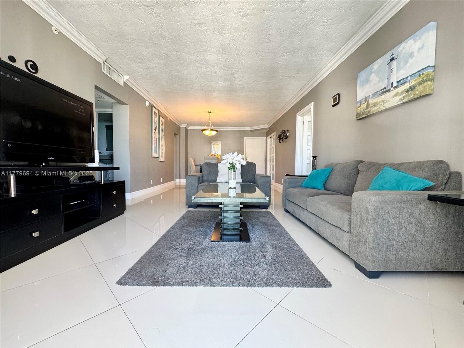 Building Photo - 3000 S Ocean Dr