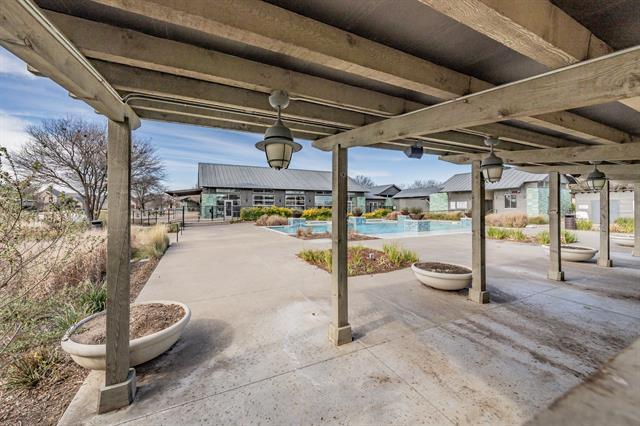 Building Photo - 405 Matchbox St