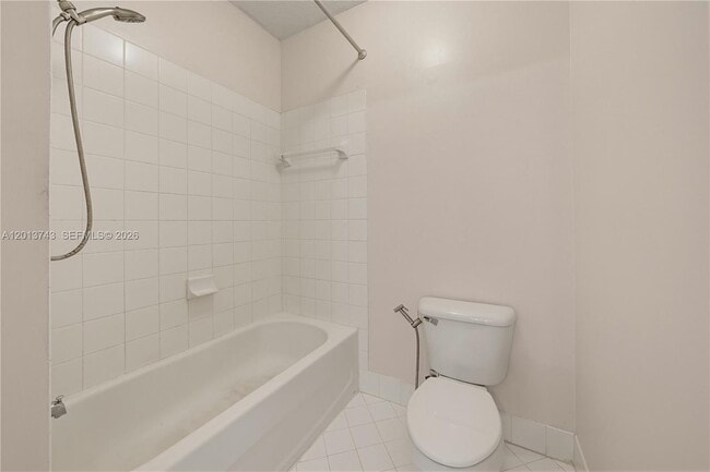 Building Photo - 3393 NE 11th Dr