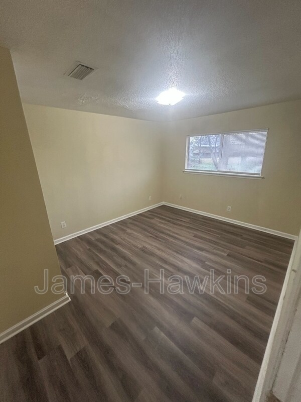 Building Photo - 5328 Ira Ln