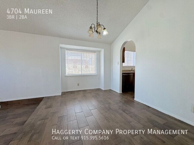 Building Photo - 4704 Maureen-