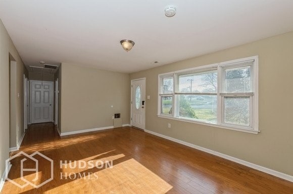 Building Photo - 1159 Lewis Terrace