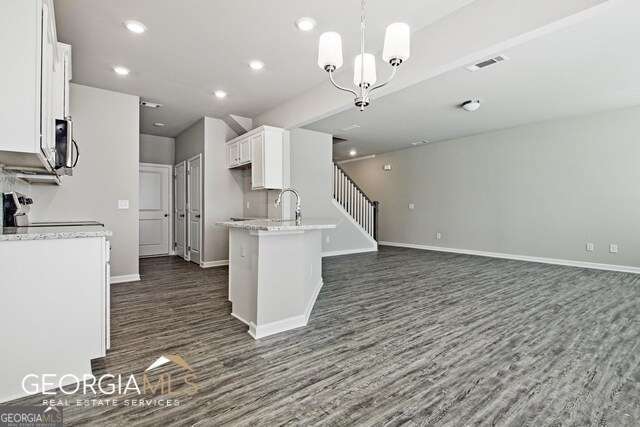 Building Photo - 6 Sepia Oak Dr