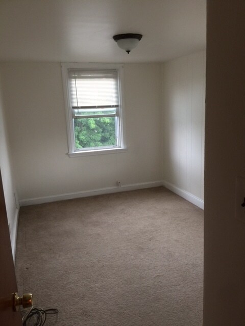 Building Photo - 5224 Fairhaven Rd