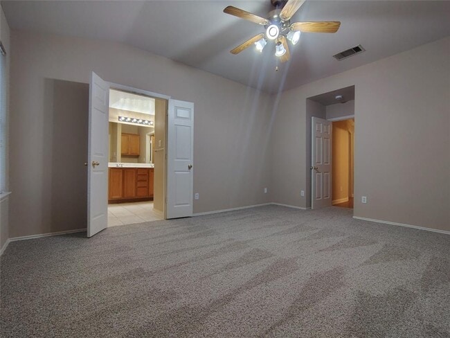 Building Photo - 2504 Hutton Ln