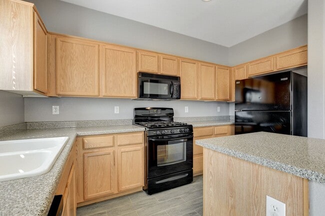 Building Photo - 4 Bedroom Home in the South West / 89139 Area