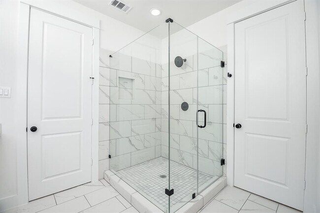 Building Photo - 4611 Lavatera St