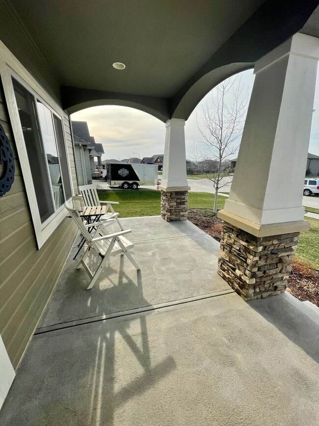Building Photo - Home for Rent Papillion