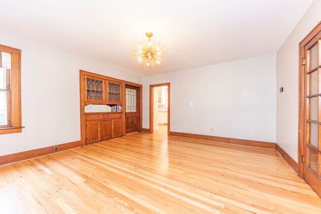 Building Photo - 1111 Olivia Ave