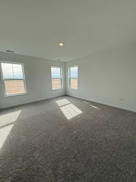 Building Photo - 25747 W Yorkshire Dr