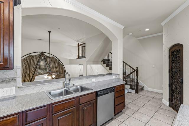 Building Photo - 5717 Lunsford Rd