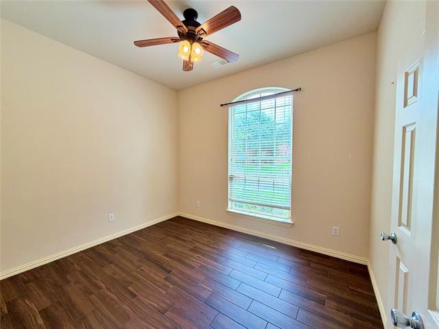 Building Photo - 7105 Handen Dr