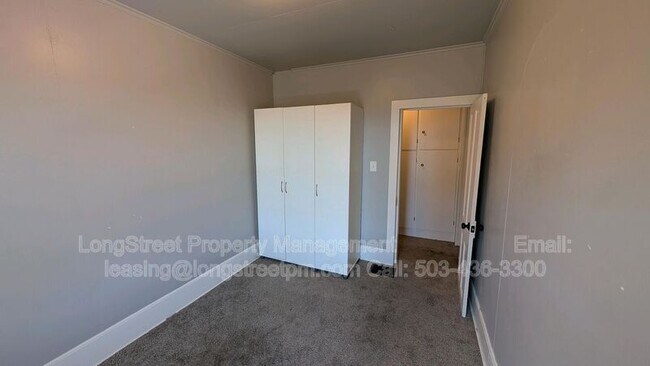 Building Photo - 622 NW 29th St