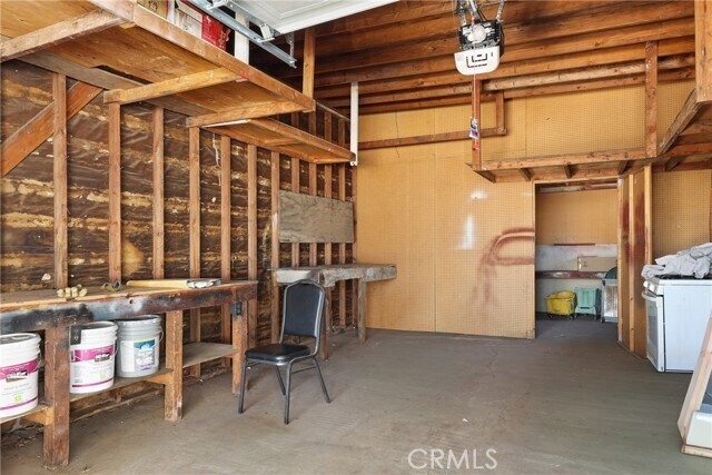 Building Photo - 15329 Paramount Blvd