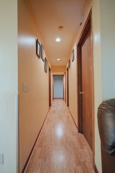 Building Photo - 7098 xxxx