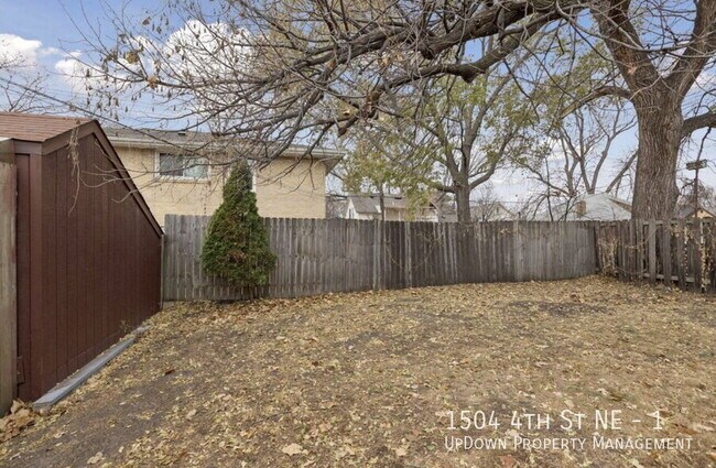 Building Photo - 1504 4th St NE