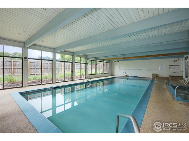 Building Photo - 2227 Canyon Blvd