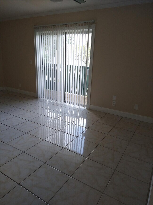 Building Photo - 8903 NW 28th Dr
