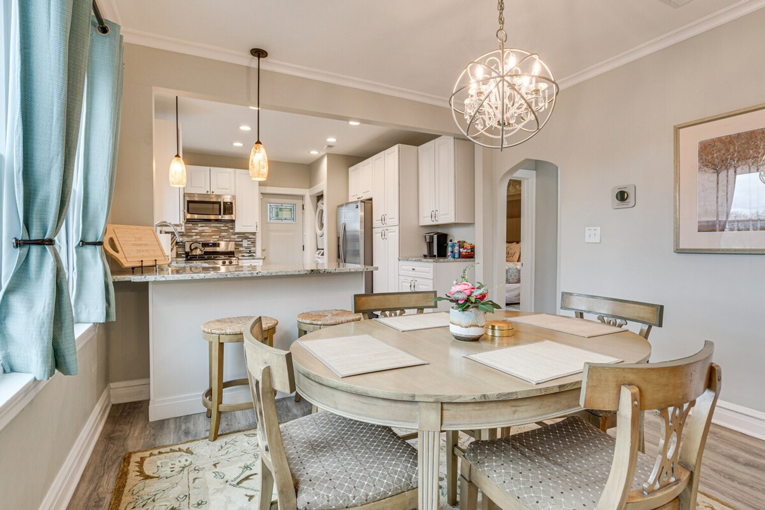 Building Photo - 1538 Fowler Ave