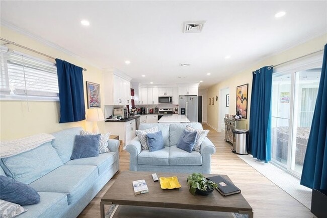 Building Photo - 4941 Brandywine Dr