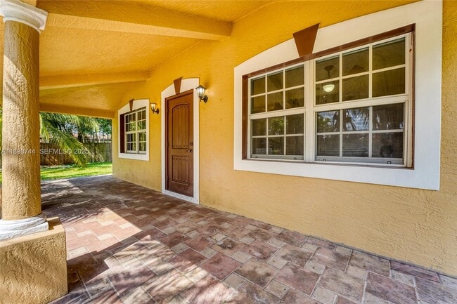 Building Photo - 5130 SW 208th Ln