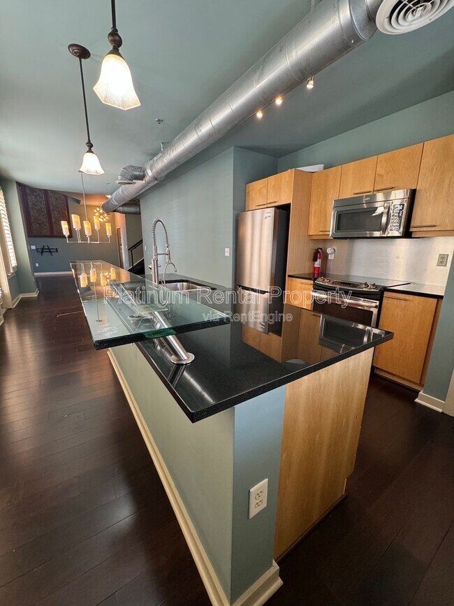 Building Photo - 264 19th St NW