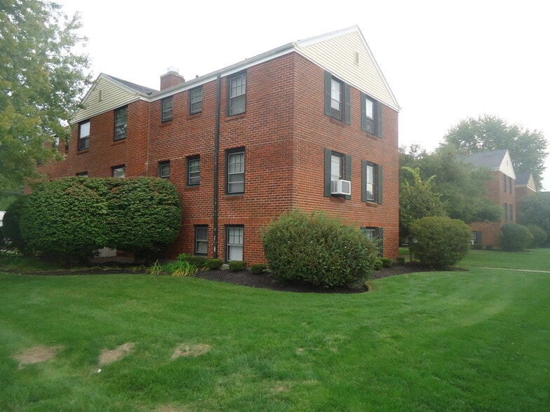 Highland Apartments 266 Highland Pky Buffalo NY 14223 Apartment Finder