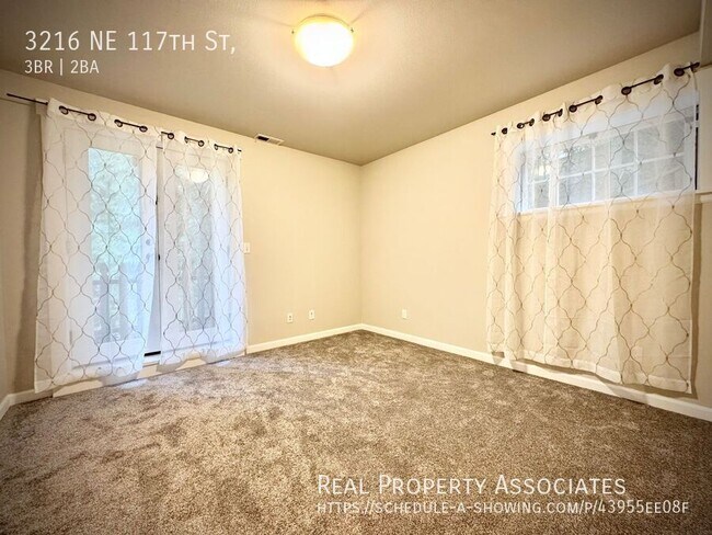 Building Photo - Beautiful Home on Thorton Creek