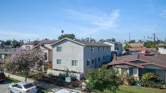 Building Photo - 3553 Sabina St