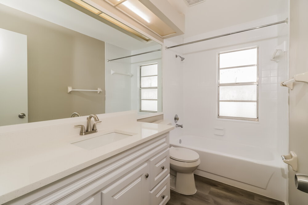 Building Photo - 1526 Baker Rd