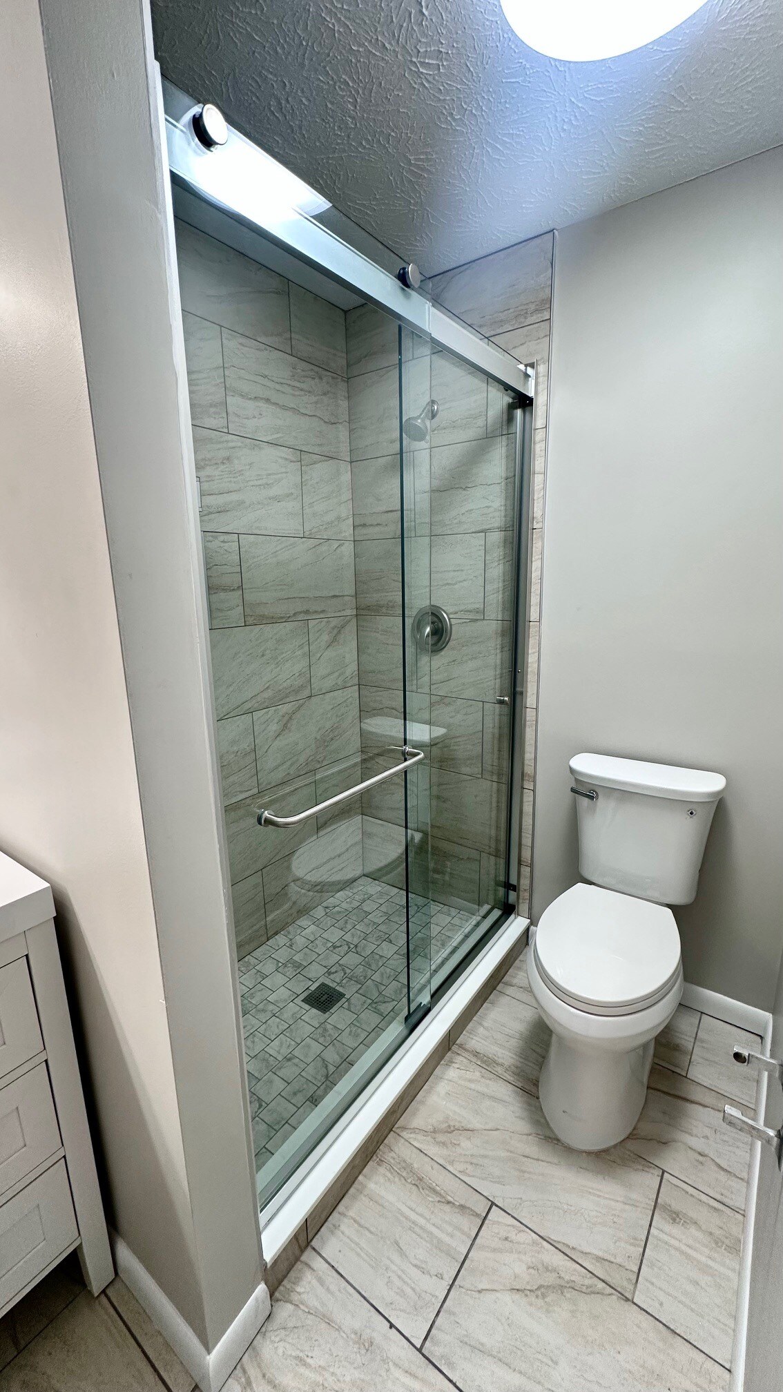 Building Photo - 8919 Eagleview Dr