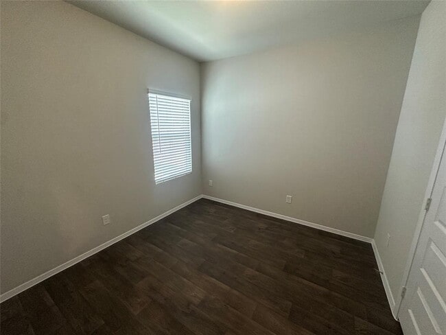 Building Photo - 2613 Towy Rd