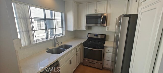 Building Photo - 2800 Plaza Del Amo Plz