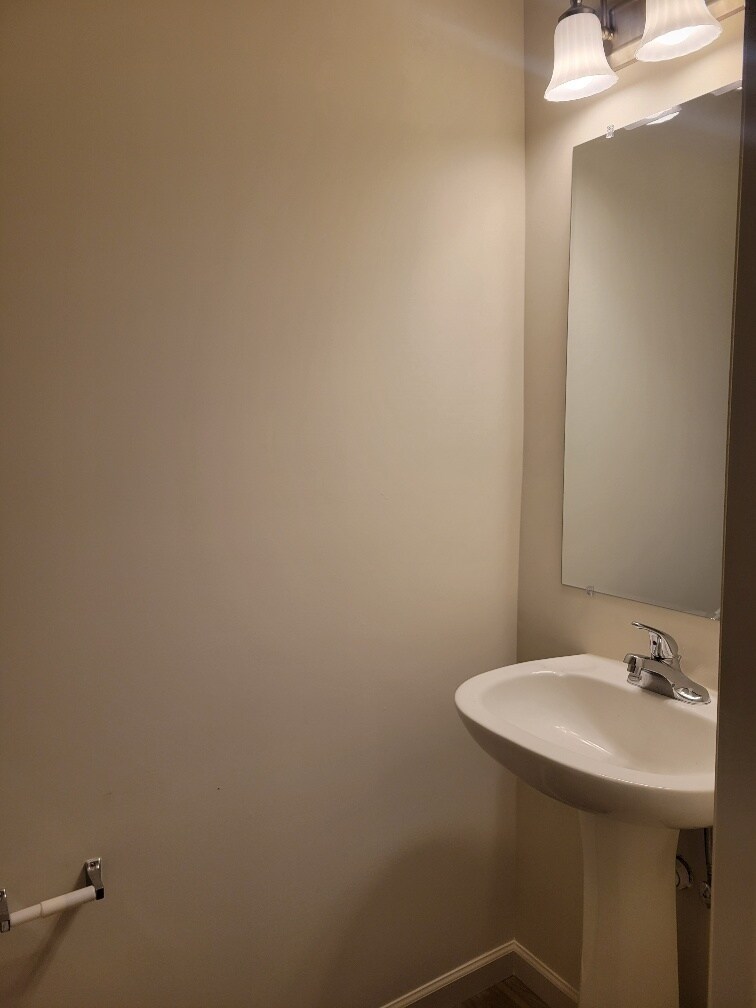 Building Photo - 1112 Fredrick Blvd