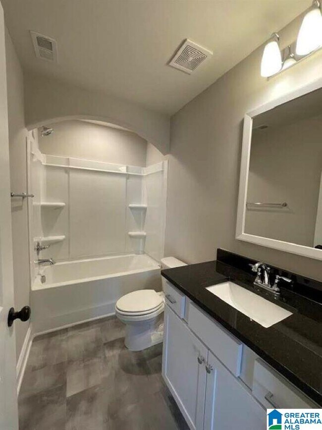 Building Photo - 4234 Lennox Dr