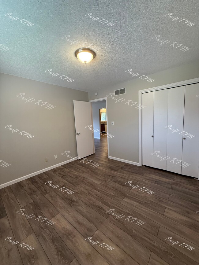 Building Photo - 12913 W 61st Terrace