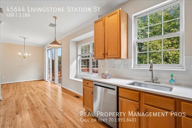 Building Photo - 45644 Livingstone Station St