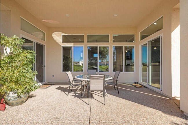 Building Photo - Sun City Lincoln Hills Active Adult Community Three Bedroom Three Car Garage SEE VIDEO