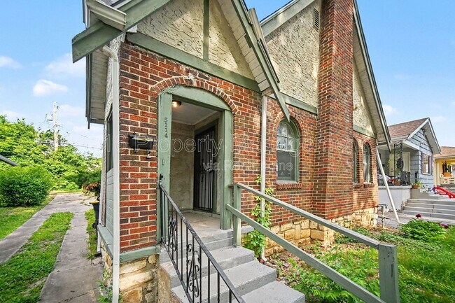 Building Photo - 5114 Brooklyn Ave